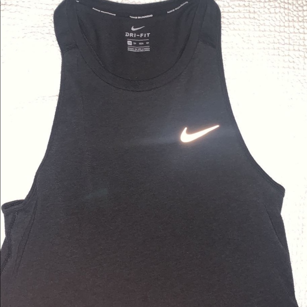 nike tank top
